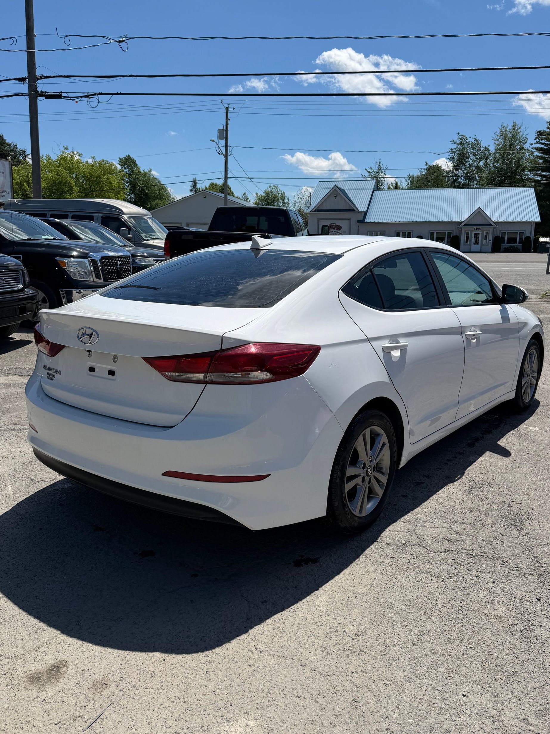 Hyundai Elantra 2018 - Thumbnail 4