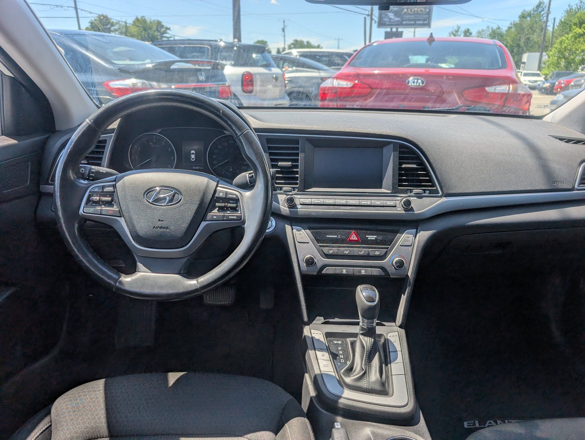 Hyundai Elantra 2018 - Thumbnail 12
