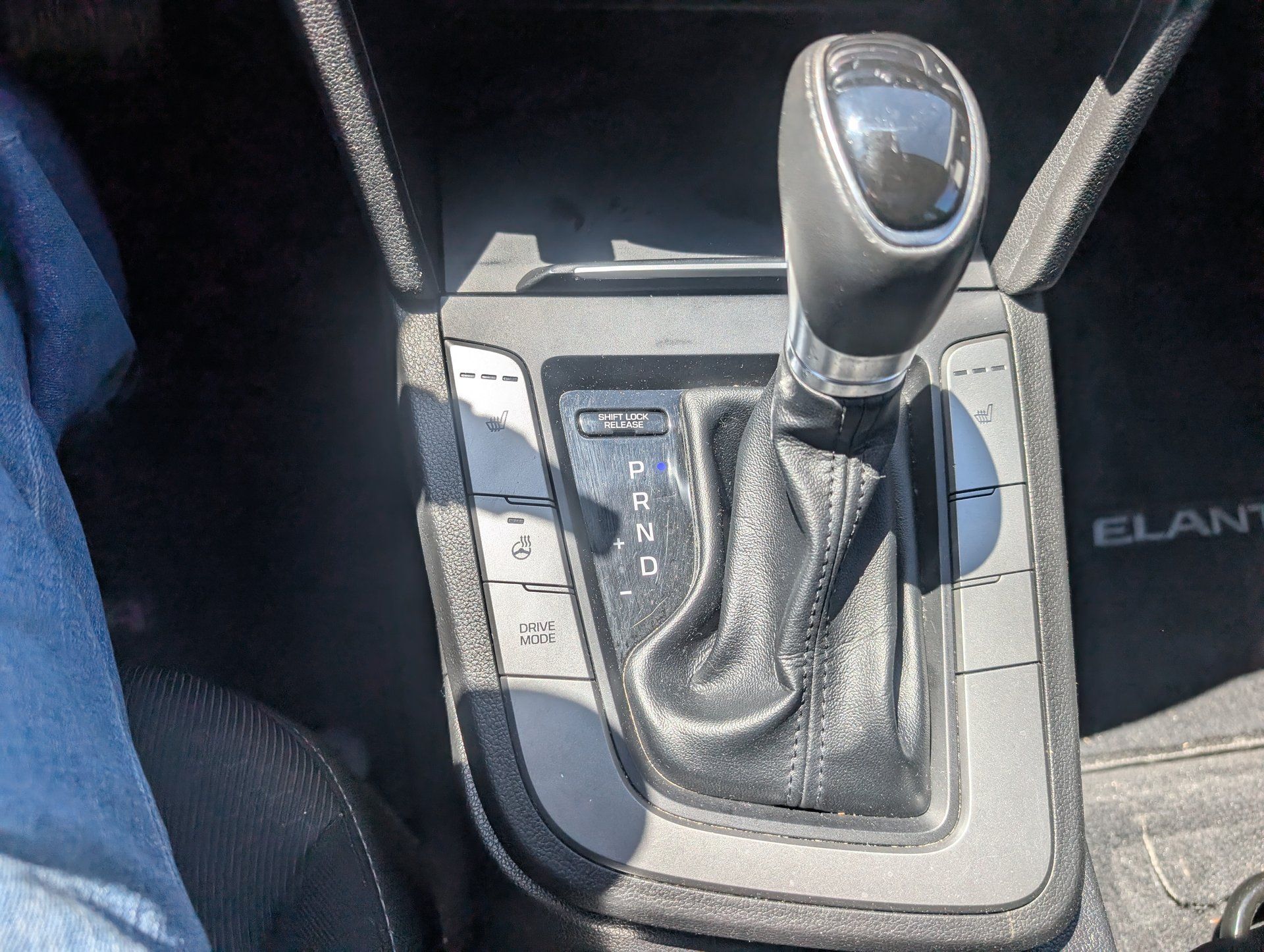 Hyundai Elantra 2018 - Thumbnail 16